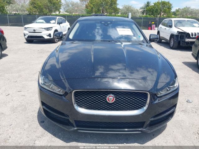 SAJAD4BGXHA965837 Jaguar Xe 25t Premium