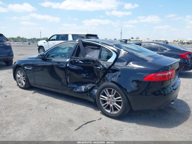 SAJAD4BGXHA965837 Jaguar Xe 25t Premium
