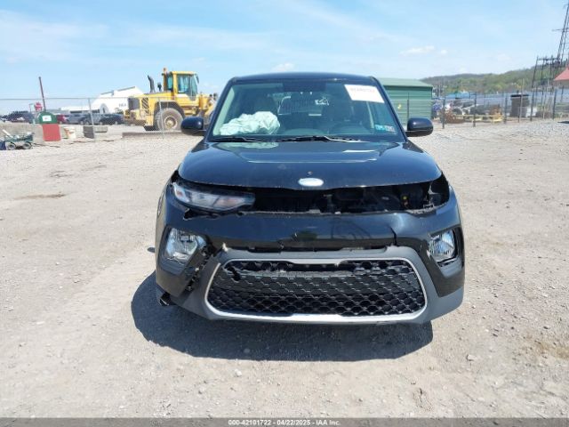 KNDJ23AU8L7057222 KIA SOUL LX