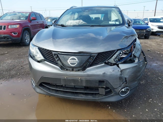 JN1BJ1CR6KW327303 Nissan Rogue Sport Sv