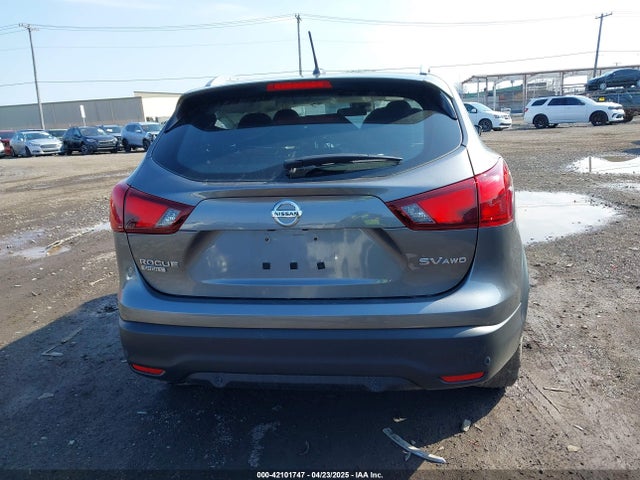 JN1BJ1CR6KW327303 Nissan Rogue Sport Sv