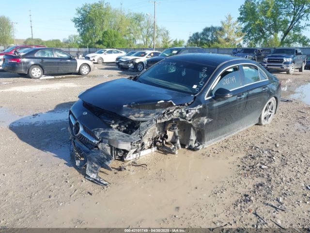 2022 MERCEDES-BENZ A 220 W1K3G4FB4NJ367693 Photo 1