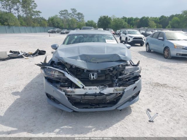 1HGCV2F90NA011518 Honda Accord Touring