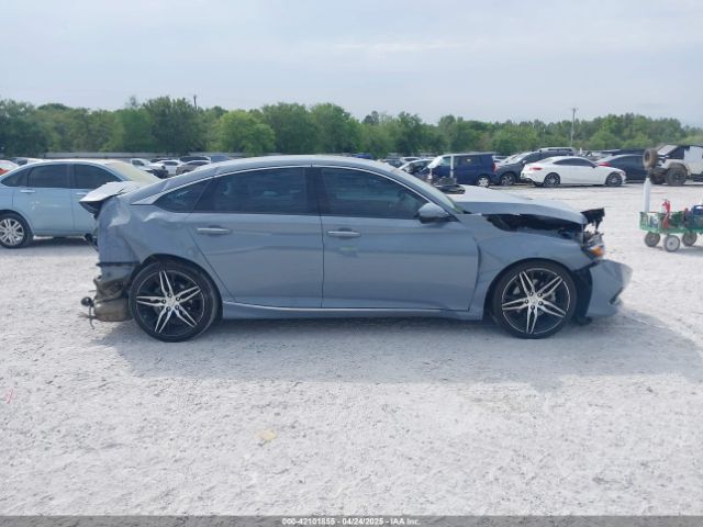 1HGCV2F90NA011518 Honda Accord Touring