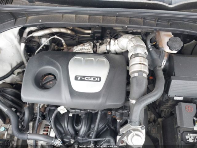 KM8J3CA21GU057819 Hyundai Tucson Limited
