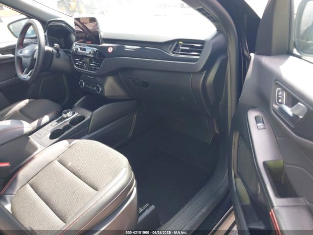 1FMCU0MN1SUA09756 Ford Escape St-line