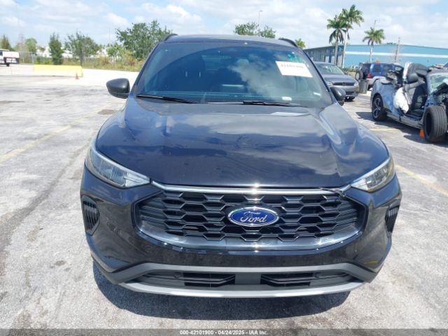 1FMCU0MN1SUA09756 Ford Escape St-line