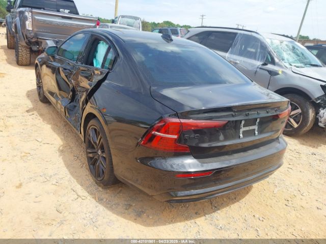 7JRL12THXRG293984 Volvo S60 B5 Plus Black Edition