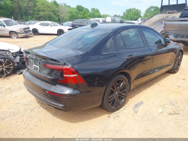 7JRL12THXRG293984 Volvo S60 B5 Plus Black Edition