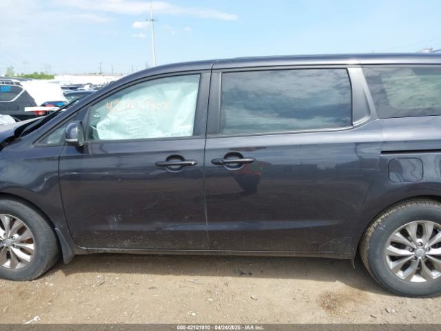 KNDMB5C11L6642869 KIA SEDONA LX