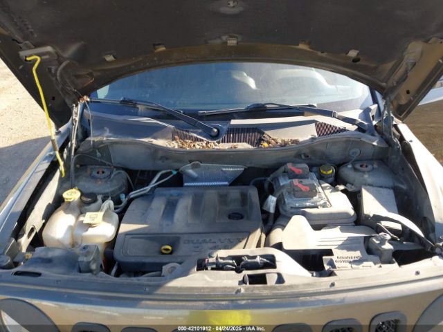 1C4NJRFB4GD581179 Jeep Patriot Latitude