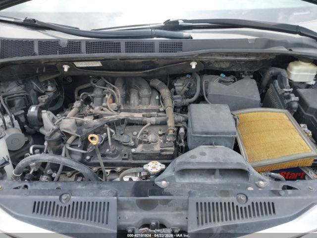 5TDYZ3DC9HS875505 Toyota Sienna Xle 8 Passenger