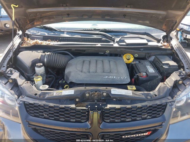 2C4RDGBG2FR581434 Dodge Grand Caravan Se