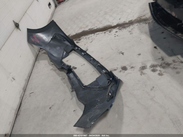 2T1BURHE5HC907877 Toyota COROLLA LE