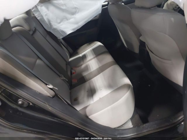 2T1BURHE5HC907877 Toyota COROLLA LE