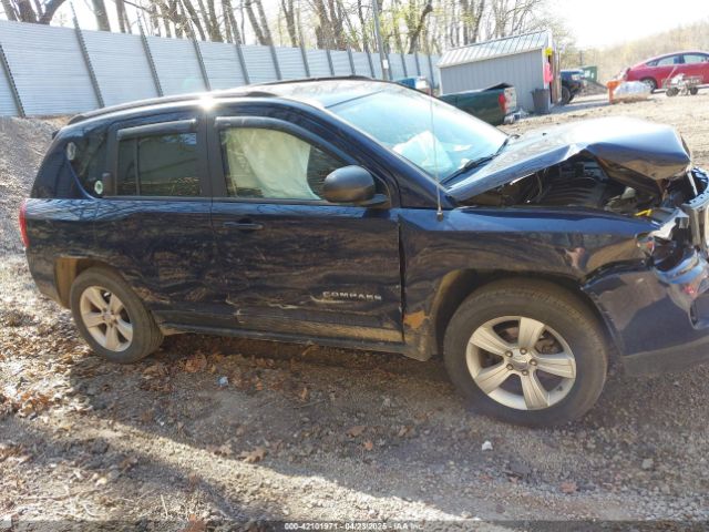 1C4NJDBB5GD521159 Jeep Compass Sport