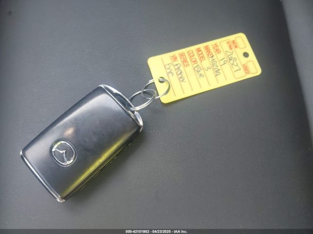 3MZBPADL5KM107878 Mazda Mazda3 Preferred Package