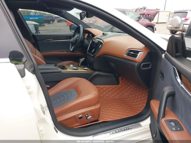 ZAM57YSL3M1362066 Maserati Ghibli S Granlusso