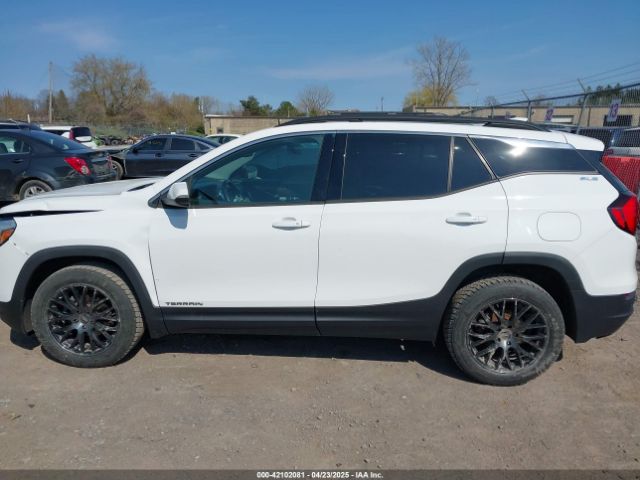 3GKALTEV7JL157776 GMC Terrain Sle