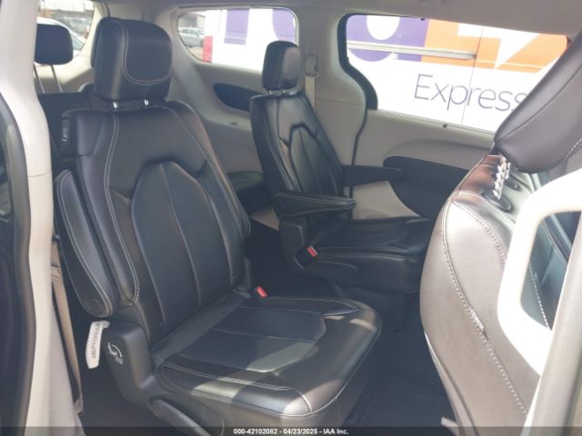 2C4RC1DG6MR505614 Chrysler Voyager Lxi