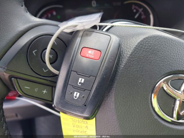 2T3J1RFV2RW470578 Toyota Rav4 Adventure