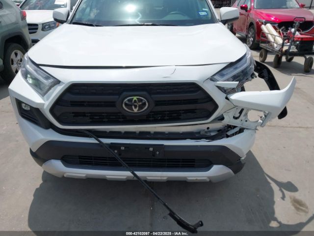 2T3J1RFV2RW470578 Toyota Rav4 Adventure