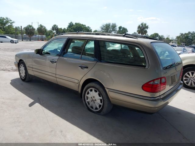 1999 MERCEDES-BENZ E 320 WDBJH65F3XA845635 Photo 2