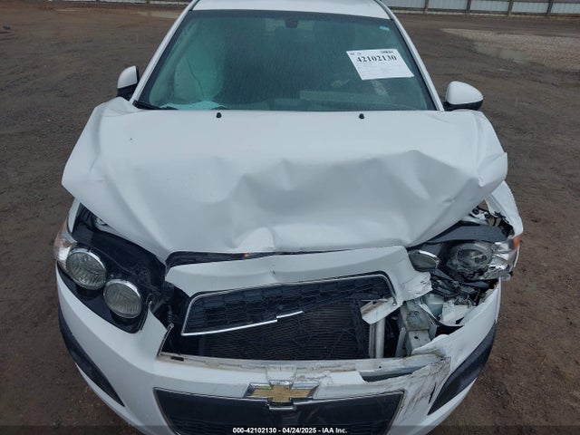 1G1JC6SH7E4115740 Chevrolet Sonic Lt Auto