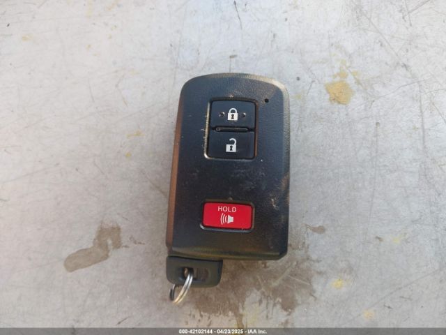 JTMRJREV7HD115907 Toyota Rav4 Hybrid Xle