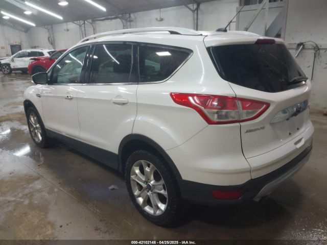 1FMCU9J90EUD21552 Ford Escape Titanium