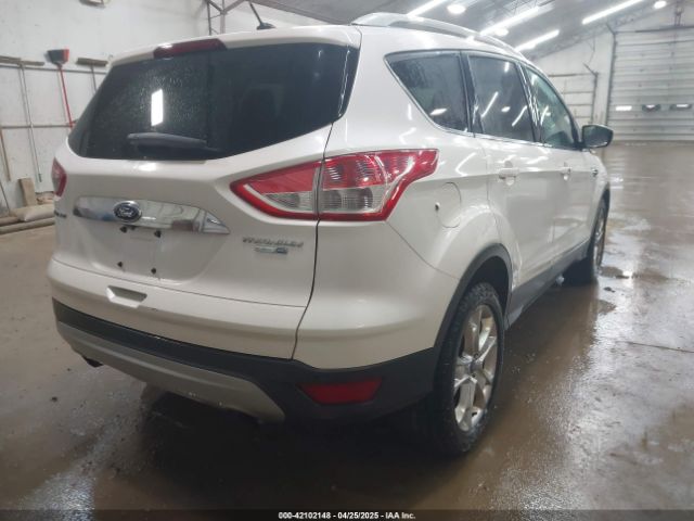 1FMCU9J90EUD21552 Ford Escape Titanium