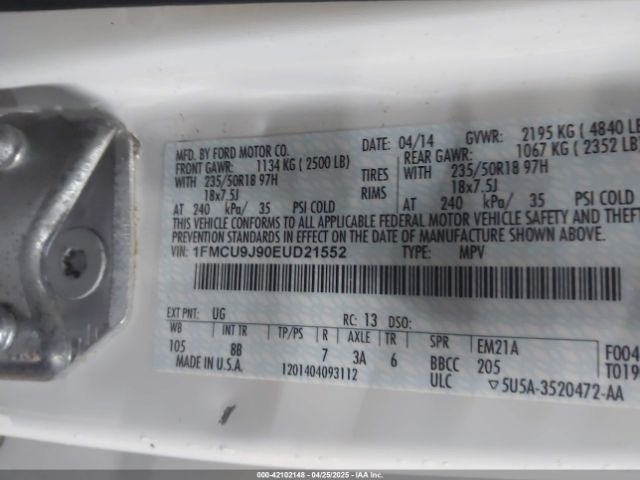 1FMCU9J90EUD21552 Ford Escape Titanium