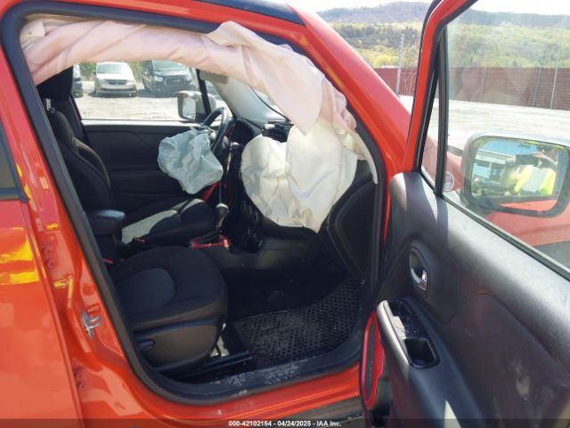 ZACCJBCT1GPC81886 Jeep Renegade Trailhawk
