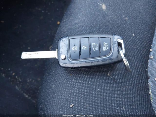 5NPEG4JA1MH109561 Hyundai SONATA SE