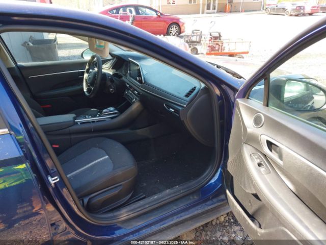 5NPEG4JA1MH109561 Hyundai SONATA SE