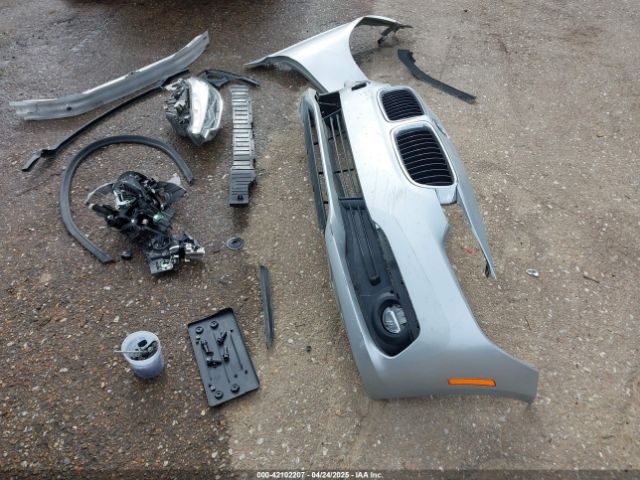 WBA8E1G56JNU92000 BMW 320i