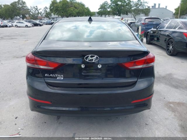 KMHD74LF9HU090298 Hyundai ELANTRA SE