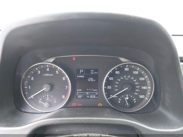 KMHD74LF9HU090298 Hyundai ELANTRA SE