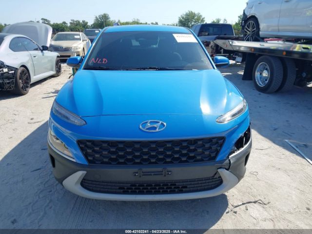 KM8K22AB4NU867038 Hyundai Kona Se