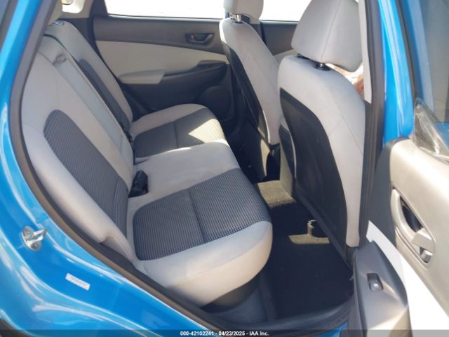 KM8K22AB4NU867038 Hyundai Kona Se