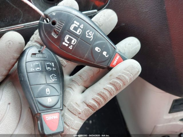 2C4RC1BG7ER208324 Chrysler Town & Country Touring