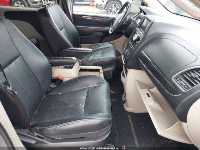 2C4RC1BG7ER208324 Chrysler Town & Country Touring
