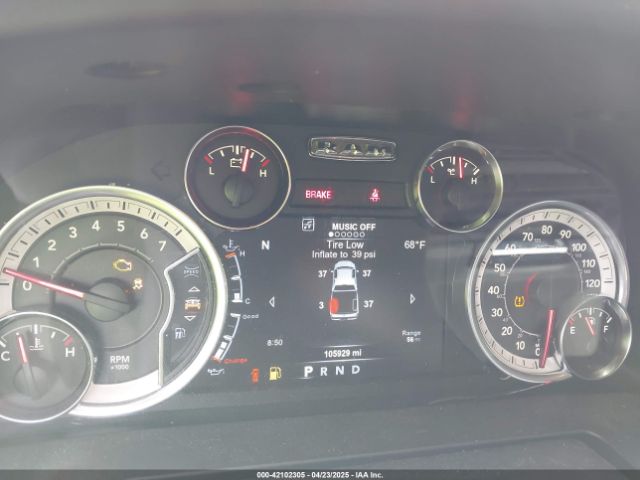 1C6RR7TTXKS576155 RAM 1500 Classic Big Horn  4x4 6'4 Box