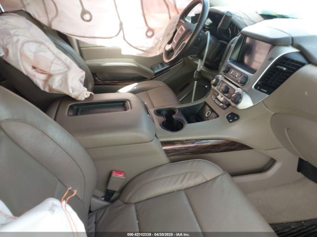 1GKS1GKC5KR394992 GMC Yukon Xl Slt