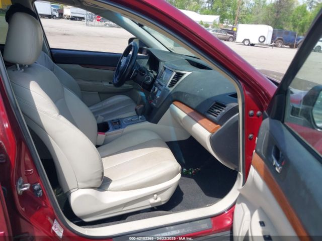 4S4BRCNC7E3311039 Subaru Outback 2.5i Limited