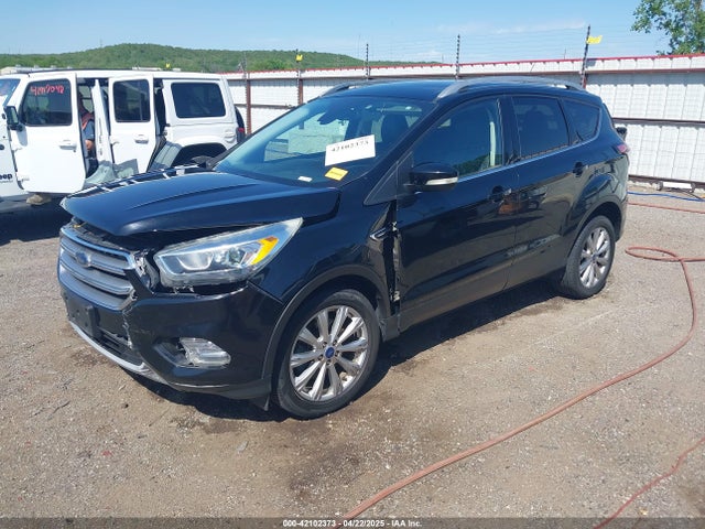 1FMCU9J9XHUD76420 Ford Escape Titanium