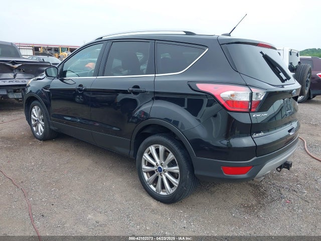 1FMCU9J9XHUD76420 Ford Escape Titanium