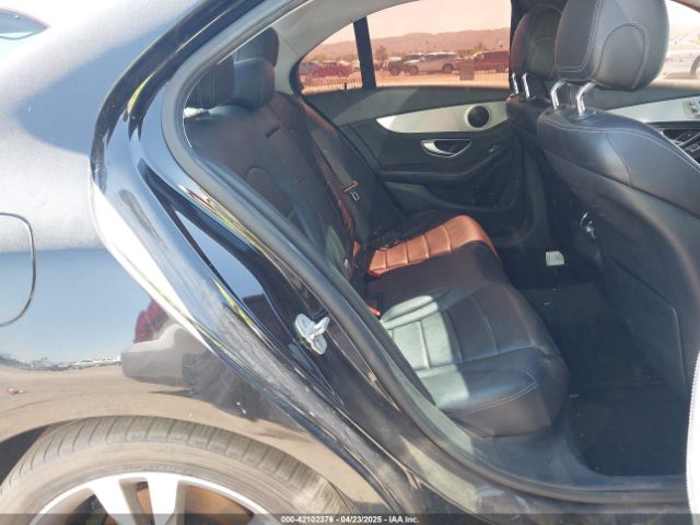 55SWF4JB4FU067354 Mercedes-Benz C 300 Luxury/sport