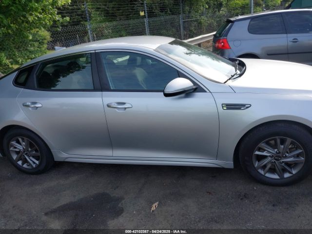 5XXGT4L32KG354557 KIA Optima Lx