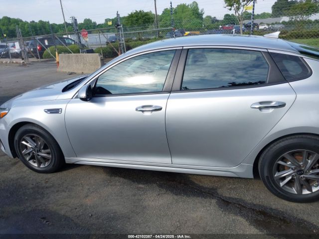5XXGT4L32KG354557 KIA Optima Lx